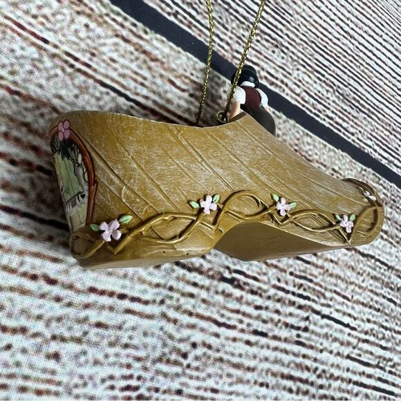 Bradford Exchange Snow White Once Upon A Slipper Ornament 2013 Disney Princess - Picture 7 of 12